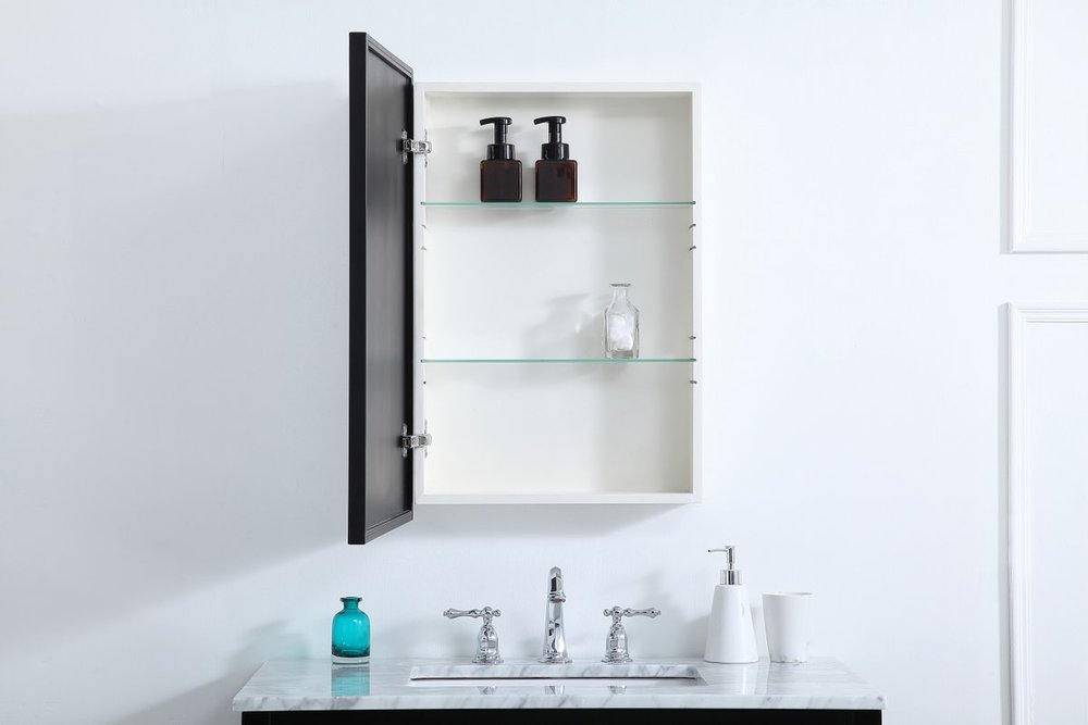 Elegant Medicine Cabinet - Thumbnail 4
